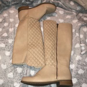 Boots charming Charlie’s